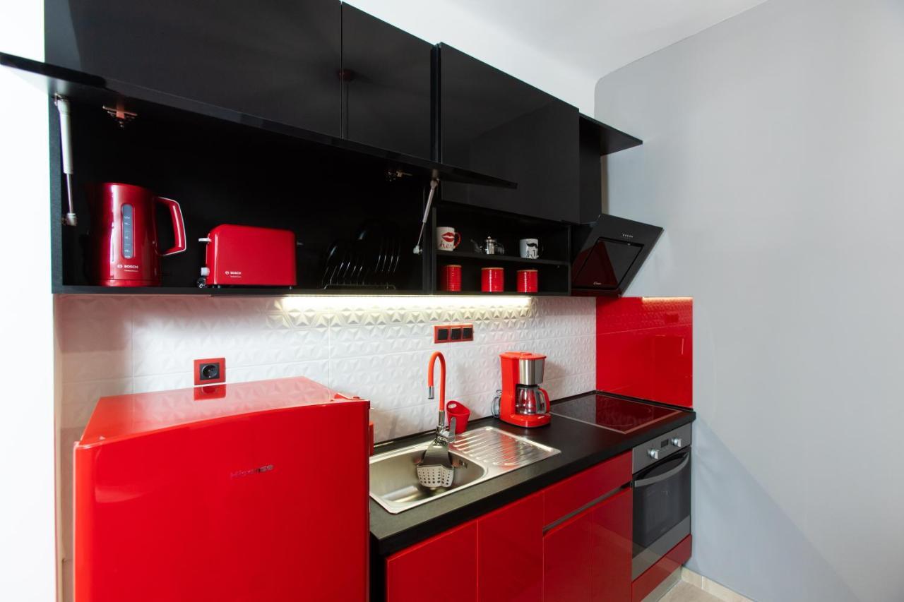 Downtown Luxury Boutique Suites : The Red Suite Thessaloniki Exterior foto