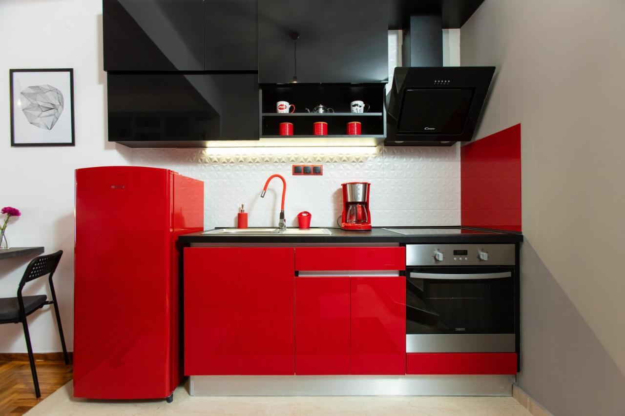 Downtown Luxury Boutique Suites : The Red Suite Thessaloniki Exterior foto