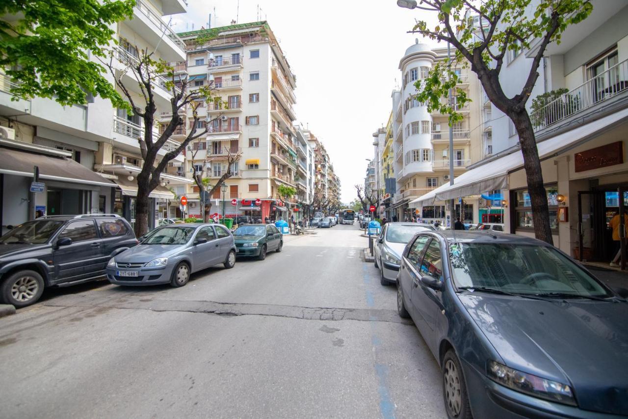 Downtown Luxury Boutique Suites : The Red Suite Thessaloniki Exterior foto