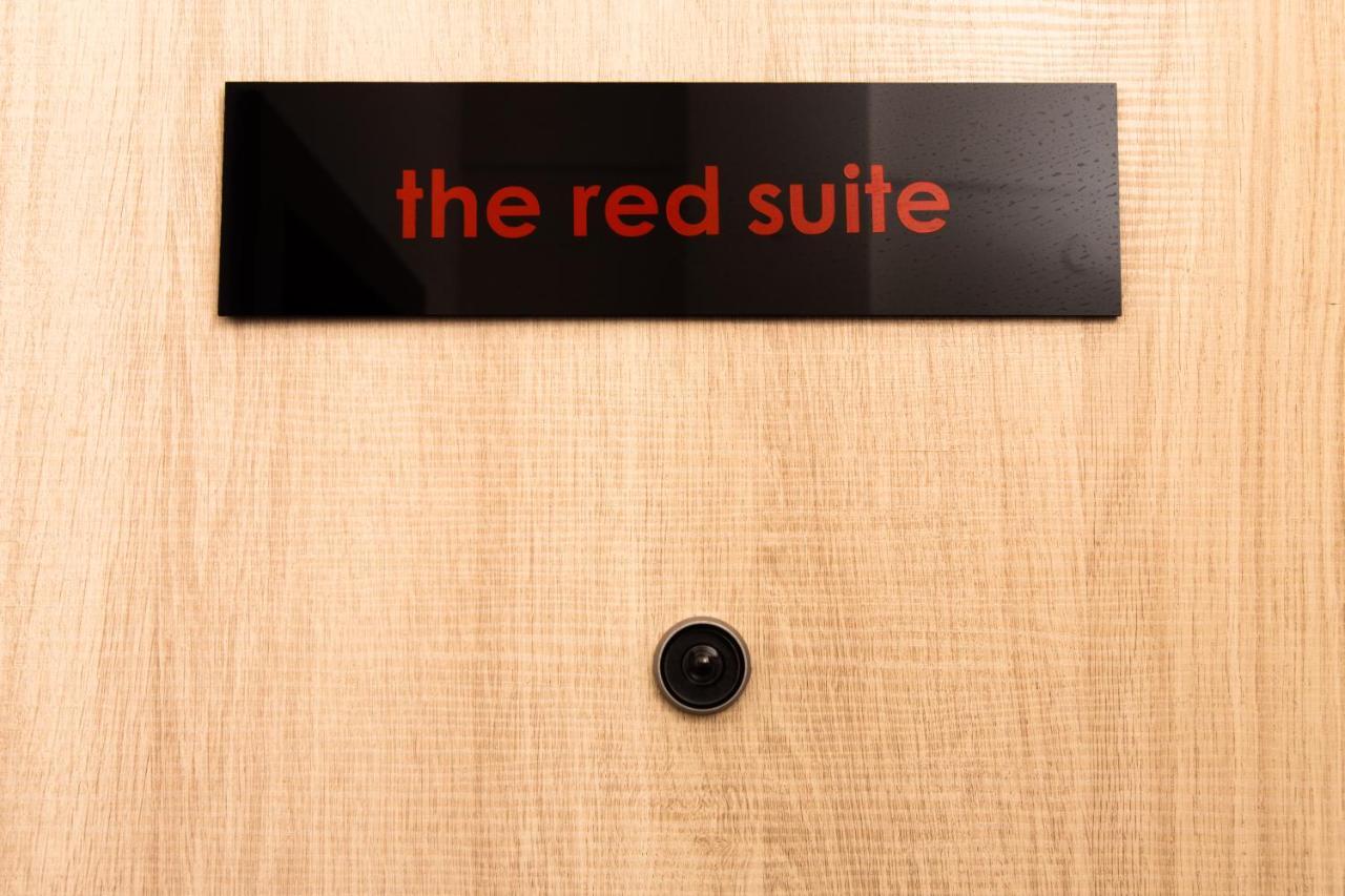 Downtown Luxury Boutique Suites : The Red Suite Thessaloniki Exterior foto